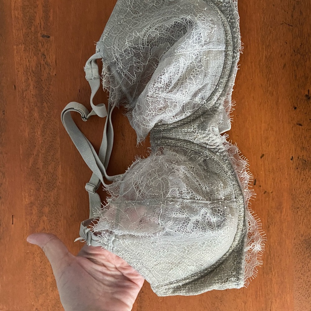 Vs bra